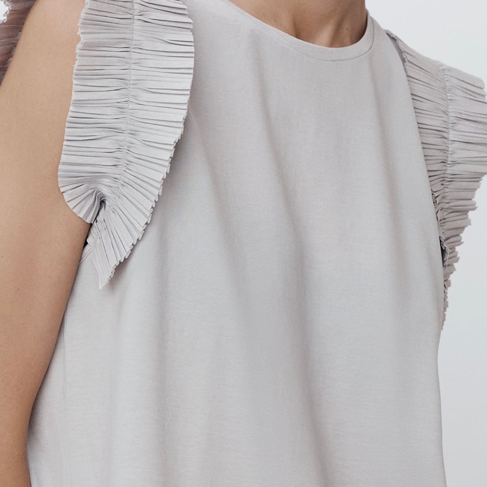 NWT Zara Light Grey Contrast Top Size Small